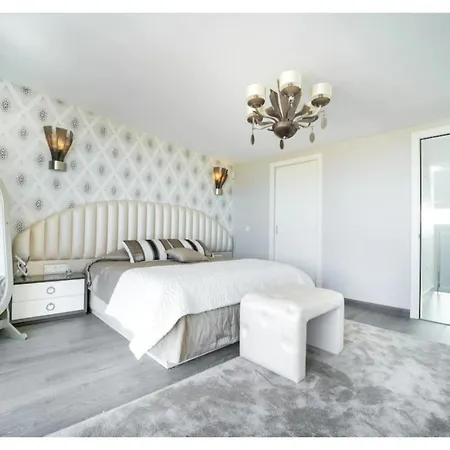 El Higueron Con Vistas Al Mar * Benalmádena